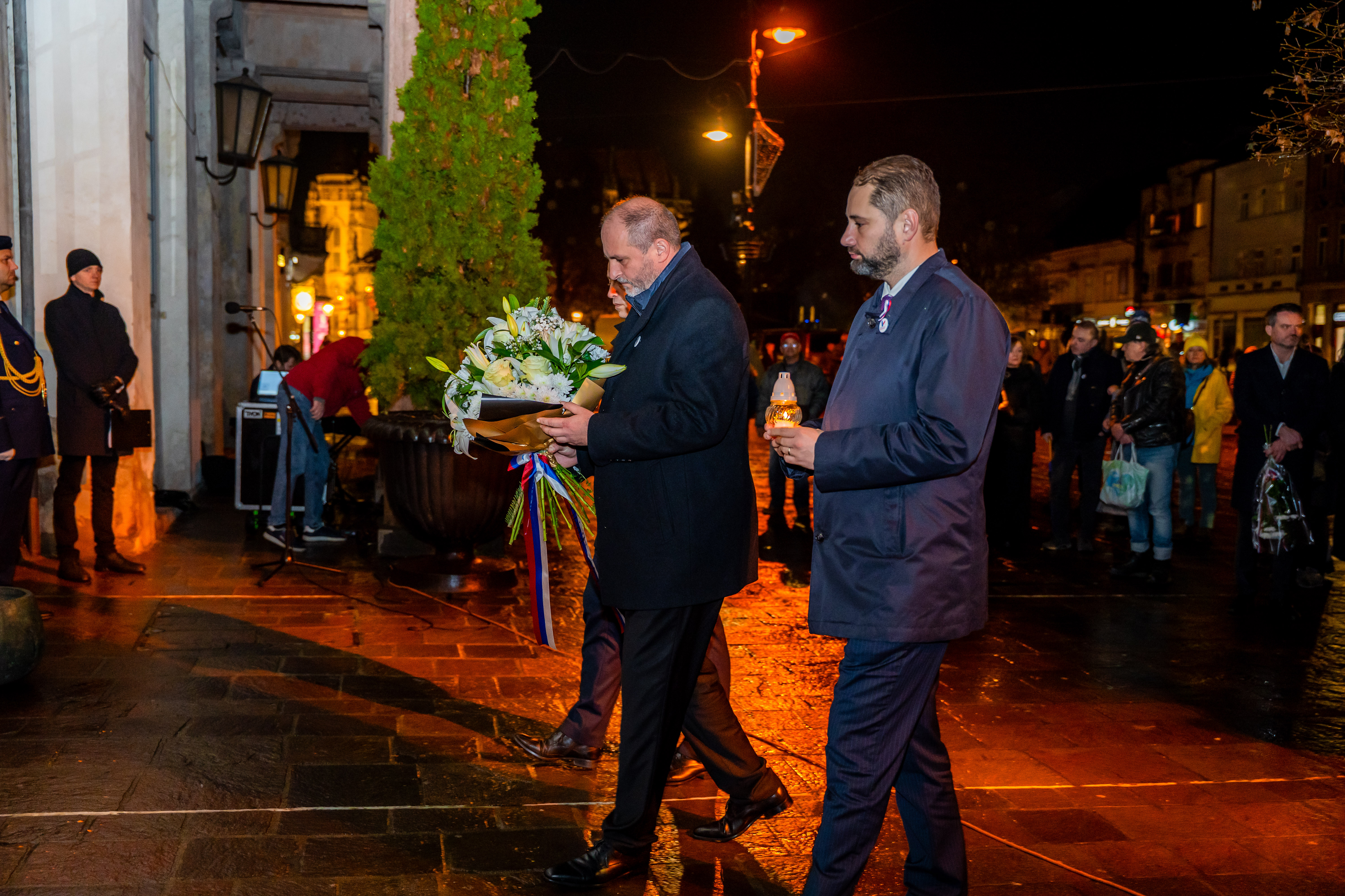 Pietna spomienka - Den boja za slobodu a demokraciu-9